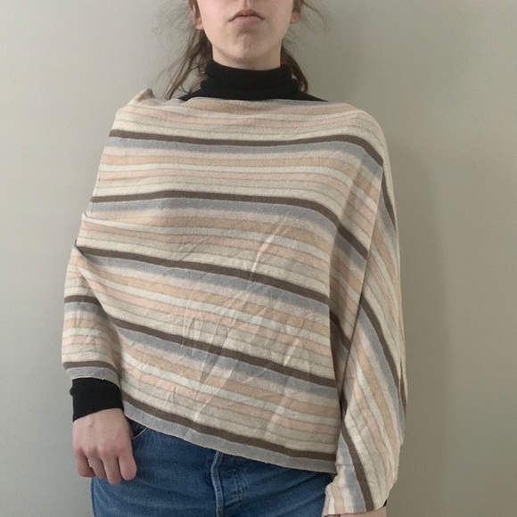 Y2k Gap Cotton/Silk Blend Poncho 🌷 - Picture 3 of 5
